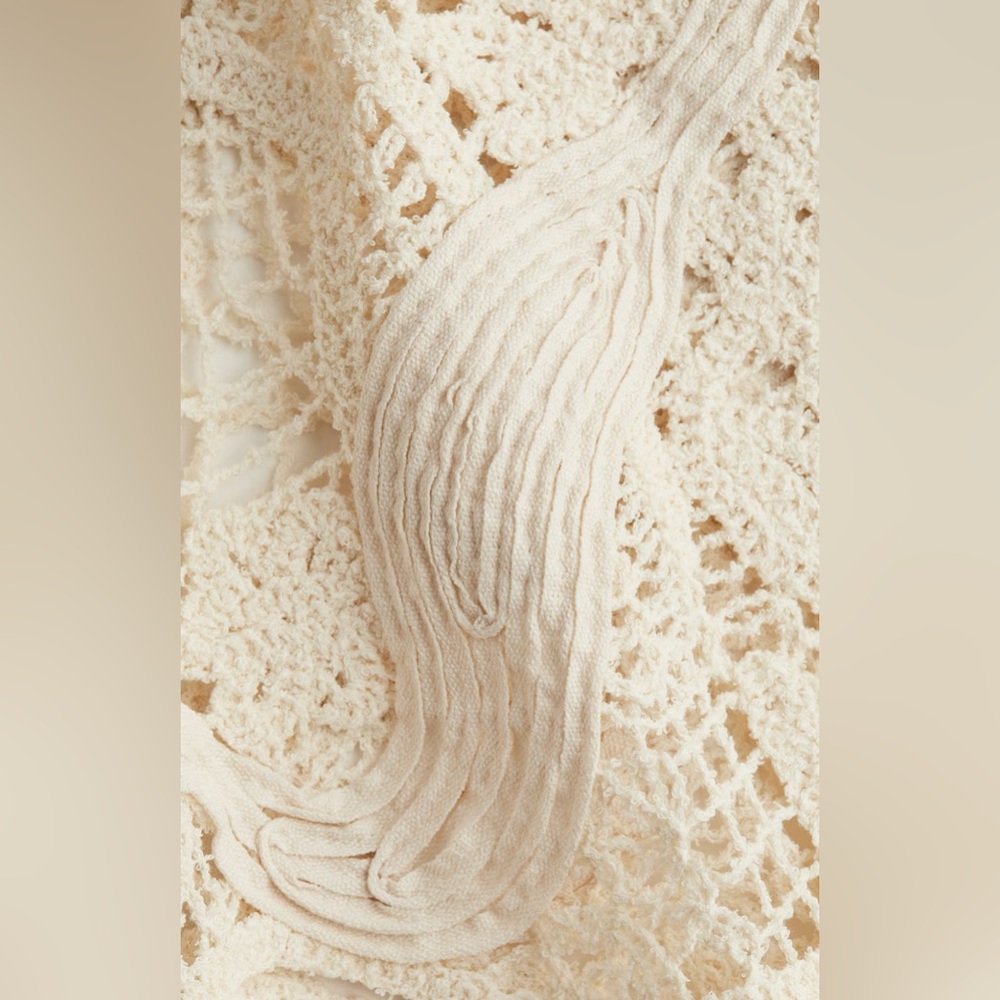NWT Elegant Cream Lace Dress - Picture 3 of 12